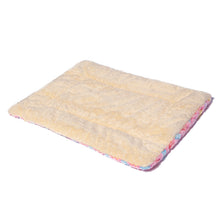 Load image into Gallery viewer, Flannel Winter Dog Mat