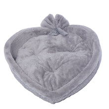 Load image into Gallery viewer, Heart Shaped Velvet Pet Bed
