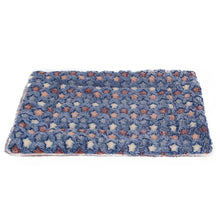 Load image into Gallery viewer, Flannel Winter Dog Mat