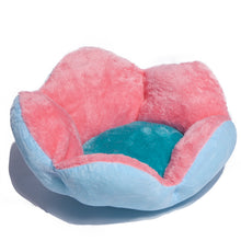 Load image into Gallery viewer, Dog's Paw-Shaped Thickened Pet Bed