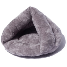 Load image into Gallery viewer, Triangle Semi-Closed Pet Litter Bed